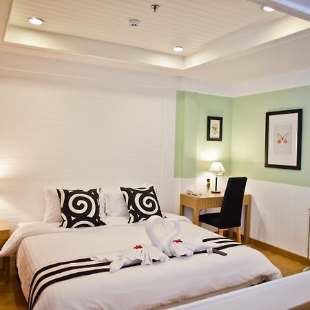 Paradise Hotel Udonthani Bagian luar foto