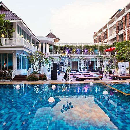 Paradise Hotel Udonthani Bagian luar foto