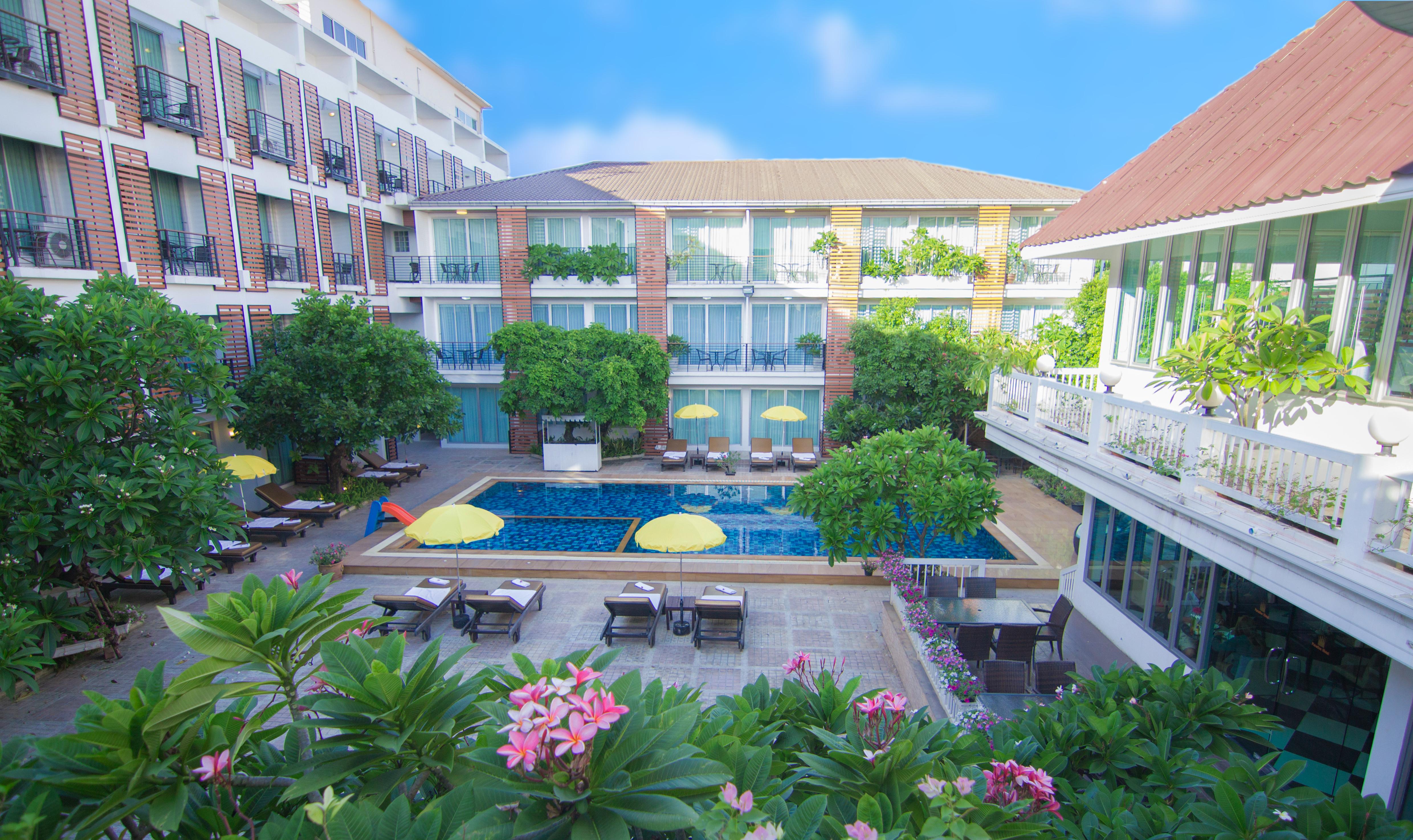 Paradise Hotel Udonthani Bagian luar foto