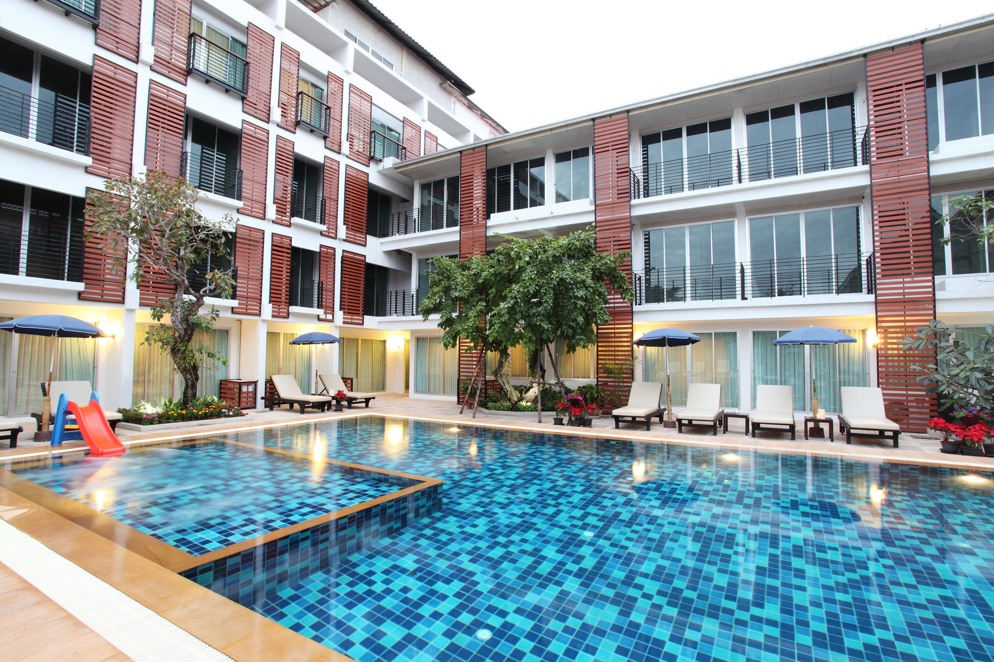 Paradise Hotel Udonthani Bagian luar foto